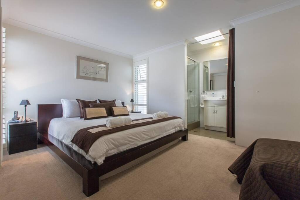 Beach View Apartment In Cottesloe Perth Luaran gambar